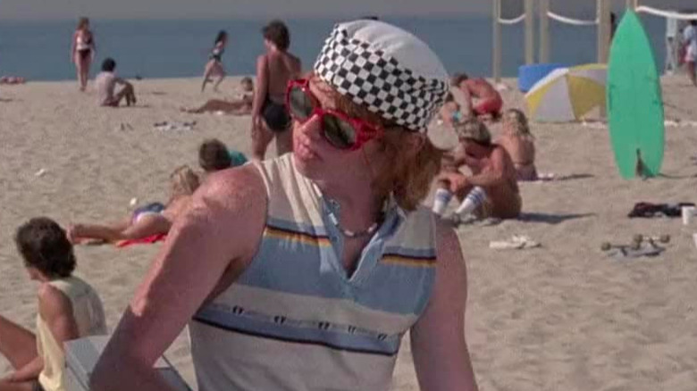 Courtney Gains wears a hat