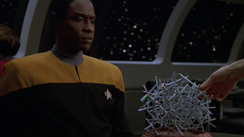 Tuvok plays kal-toh on Star Trek: Voyager