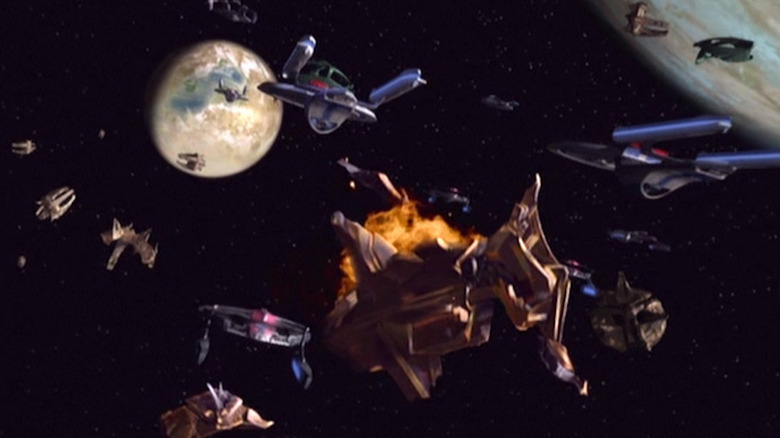 Starfleet pushes forward in the First Battle of Chin'toka