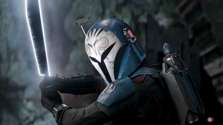 Bo-Katan brandishes the Darksaber