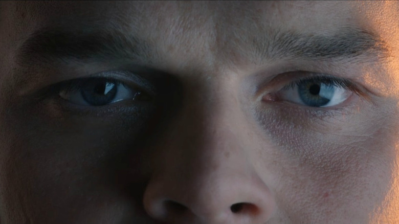 Close-up on Elrond's eyes