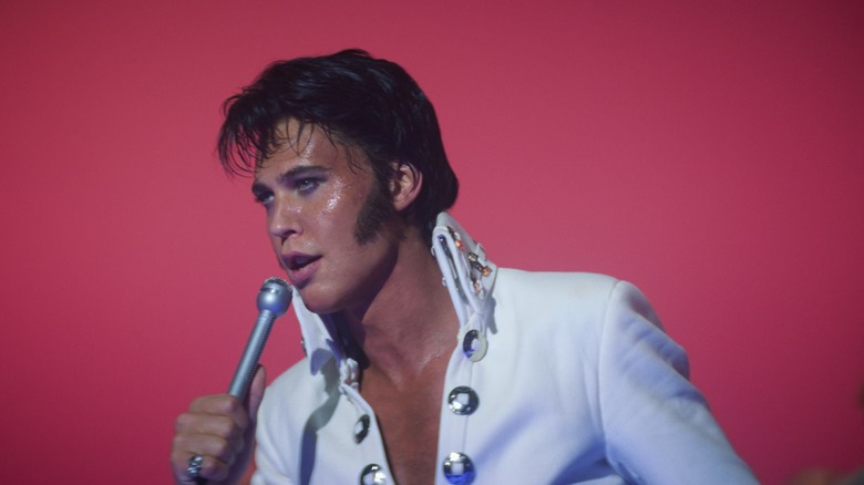 Austin Butler performing as Elvis