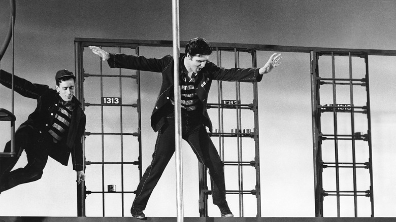 Elvis Presley, male dancer