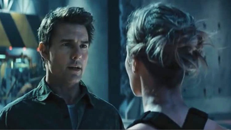 Tom Cruise and Emily Blunt in Edge of Tomorrow