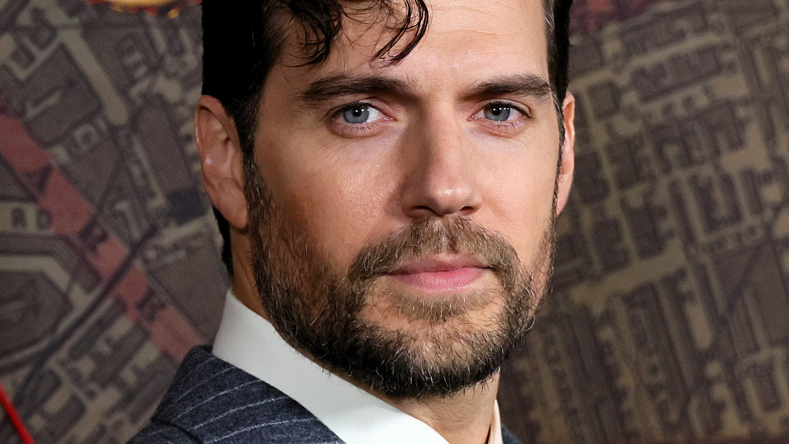 Enola Holmes S Henry Cavill Weighs In On A Standalone Sherlock Film In His Busy Future