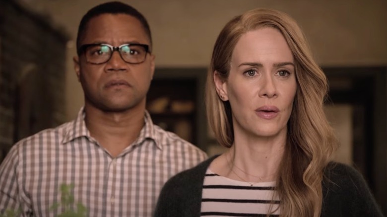 Sarah Paulson and Cuba Gooding Jr. looking