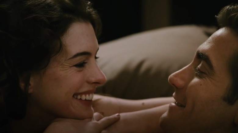 Anne Hathaway Jake Gyllenhaal smiling 