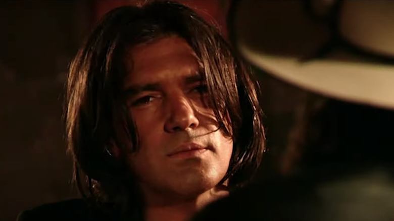 antonio banderas long hair