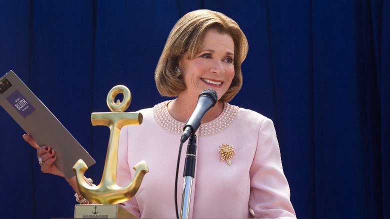 Lucille gives her Golden Anchor Award speech