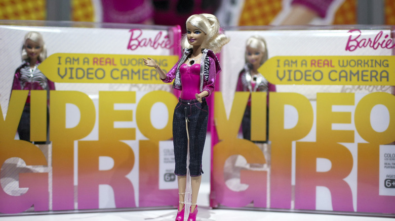 Barbie Video Girl doll display 