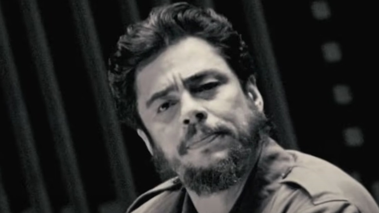 Benicio Del Toro black and white