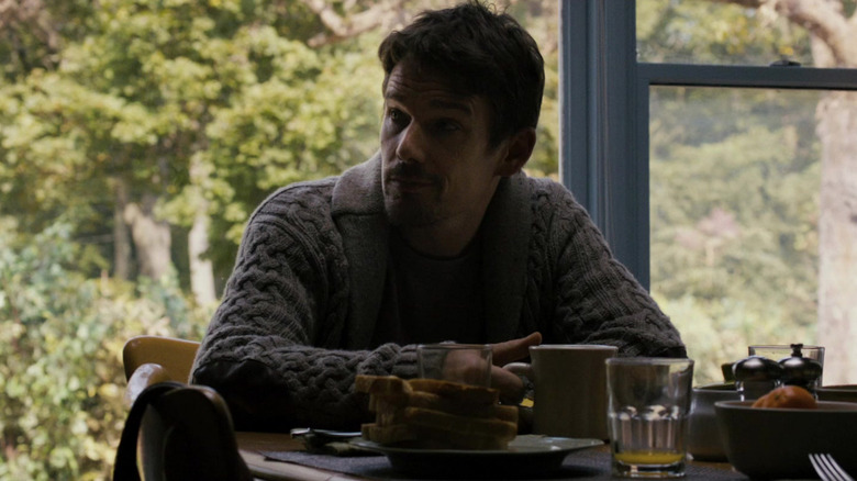 Ethan Hawke eating breakfast