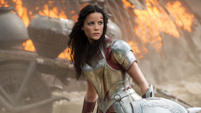 Lady Sif fights