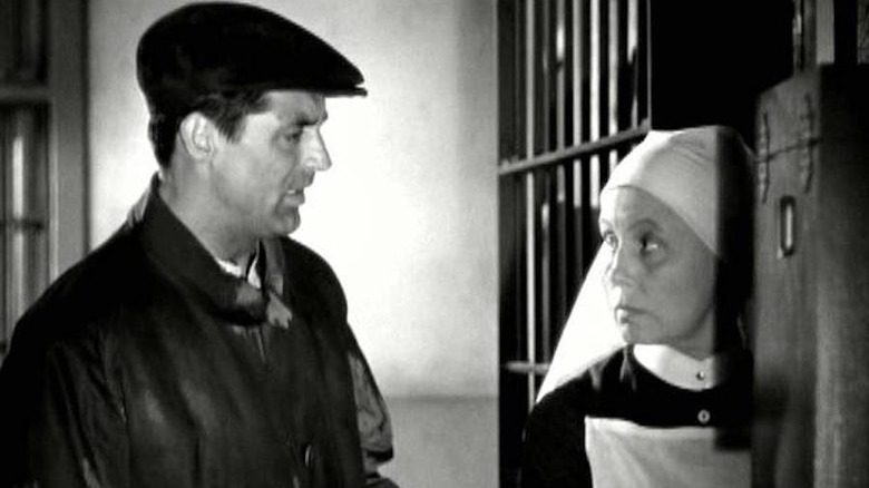 Cary Grant visits nun in prison