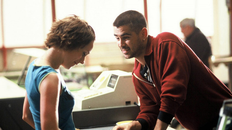 Colin Farrell robs a cashier Intermission