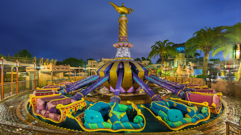 aladdin magic carpets at night