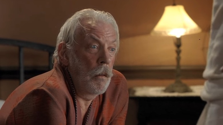 Donald Sutherland in Ask the Dust
