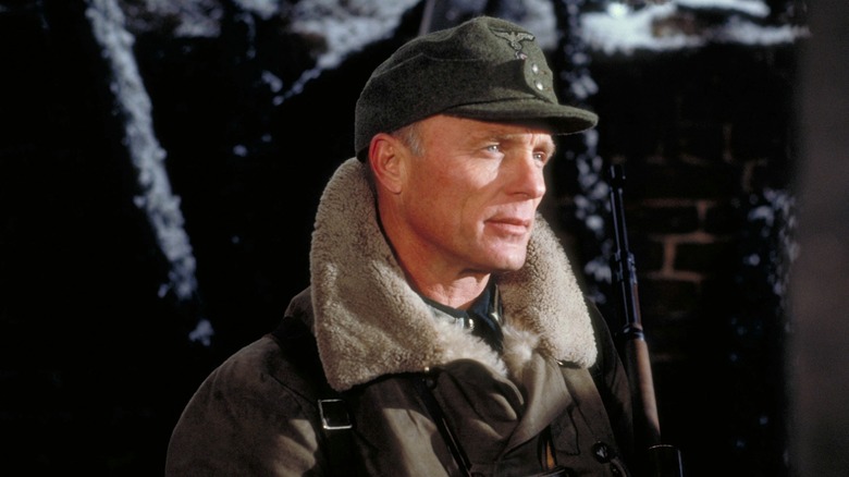 Ed Harris in the trenches