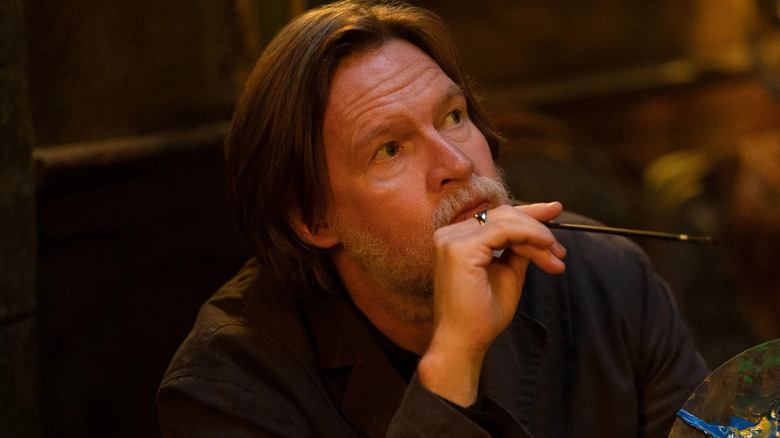 Donal Logue paints the vampires