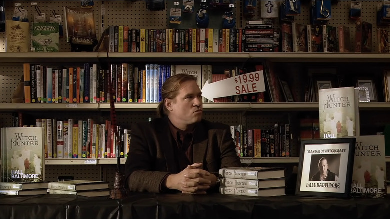 Val Kilmer in a bookstore