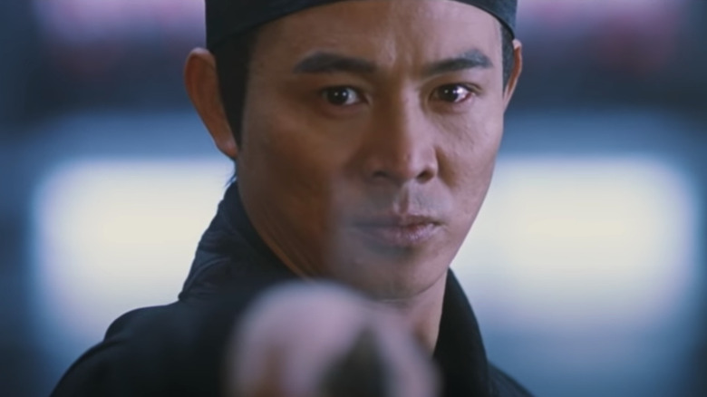 Jet Li pointing sword