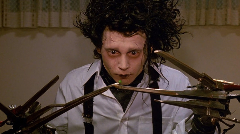 Edward Scissorhands eating pea