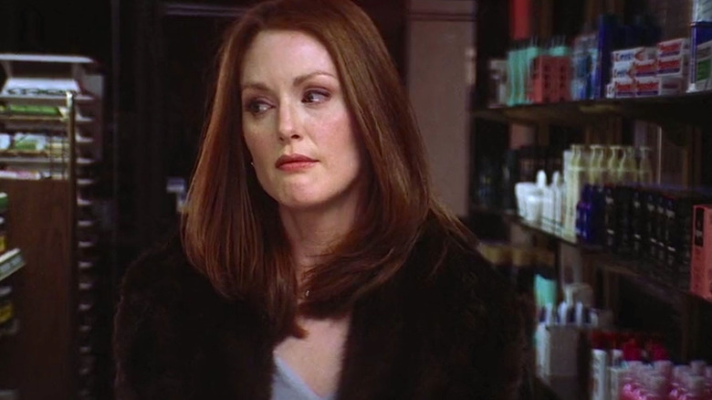 Linda in a convenience store in 1999's "Magnolia"