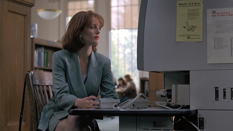 Julianne Moore at computer