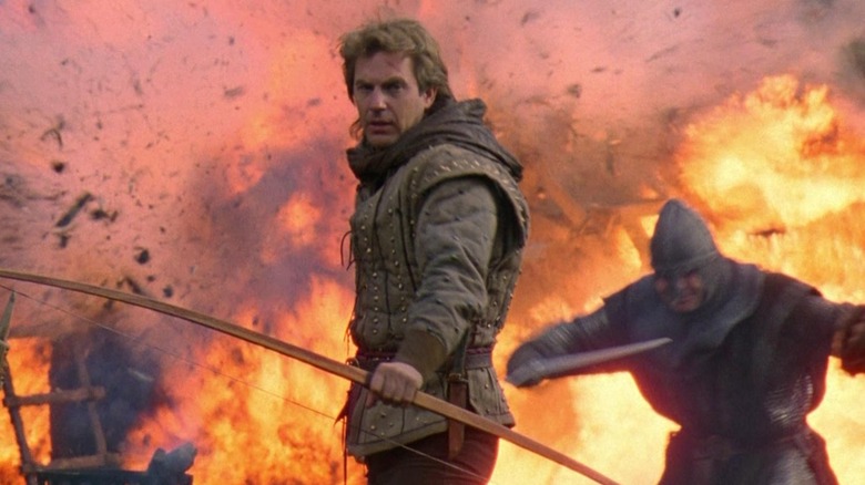 Kevin Costner in battle