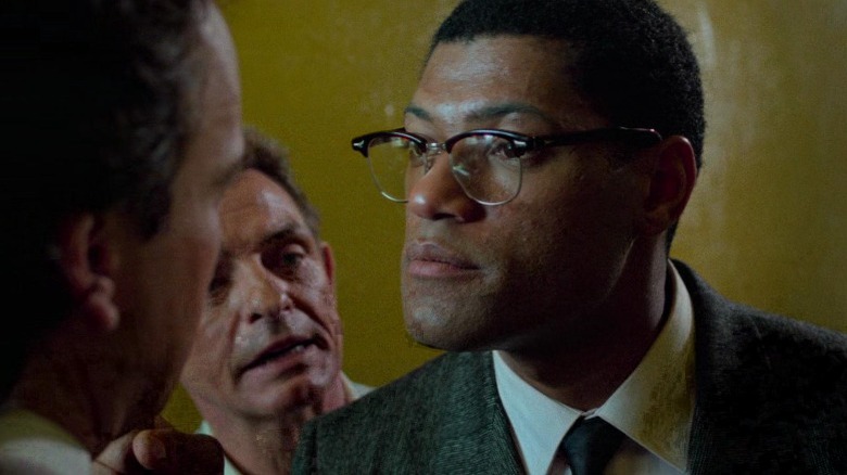 Laurence Fishburne as Lieutenant Charlie Stobbs