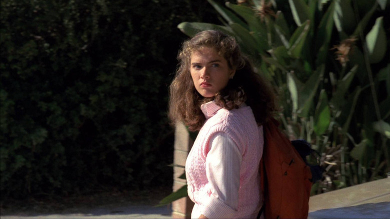 Heather Langenkamp turning