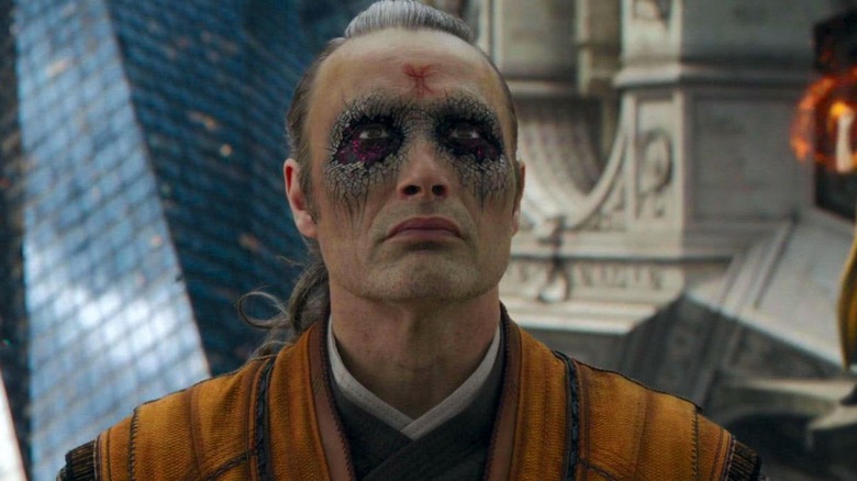 Kaecilius with tattooed head and dark eyes