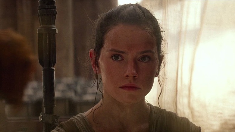 Rey looks up