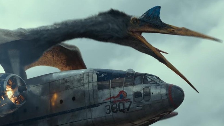 A Quetzalcoatlus attacks a plane