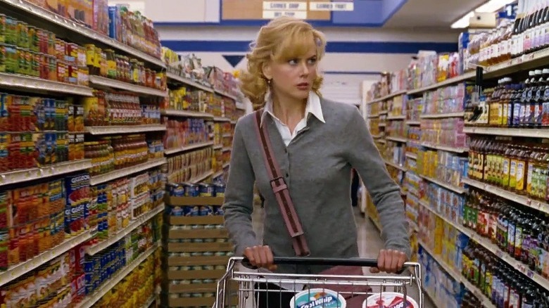 Nicole Kidman grocery shops