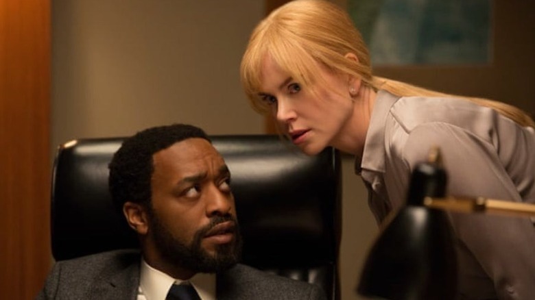 Kidman leans over Ejiofor