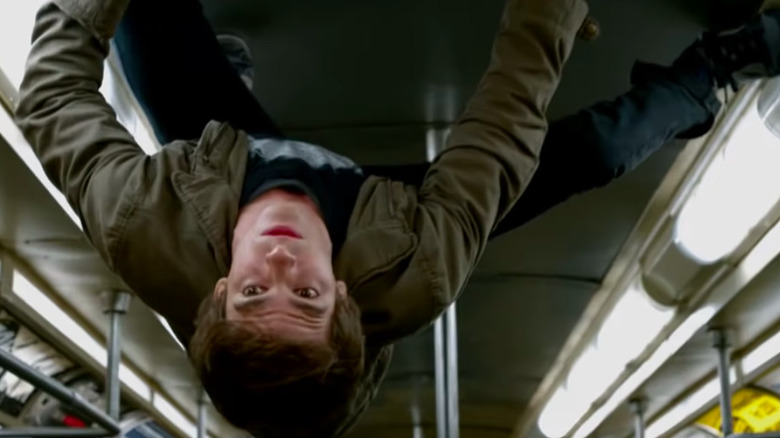 Peter Parker adheres to ceiling in The Amazing Spider-Man