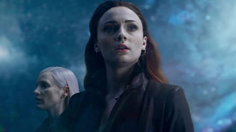 Jean Grey looks into space in "X-Men: Dark Phoenix" (2019)