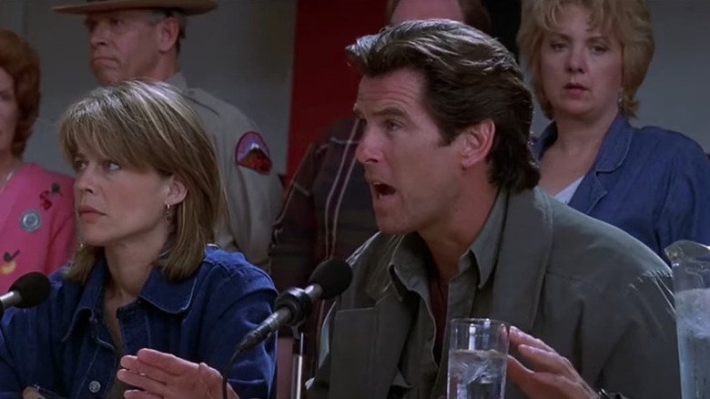 Pierce Brosnan with Linda Hamilton