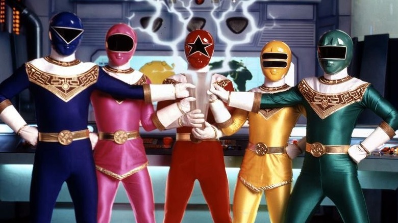 Zeo Rangers holding a crystal