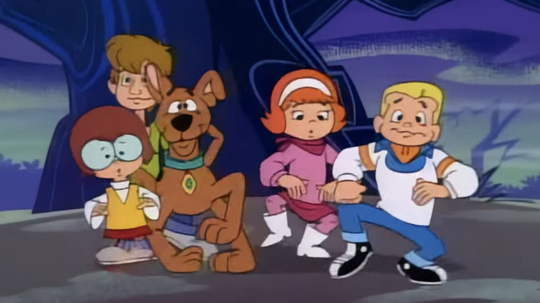 Scooby-Doo Detective Agency running