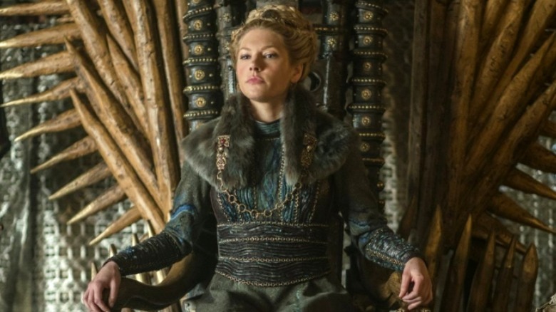 Lagertha sits on the throne