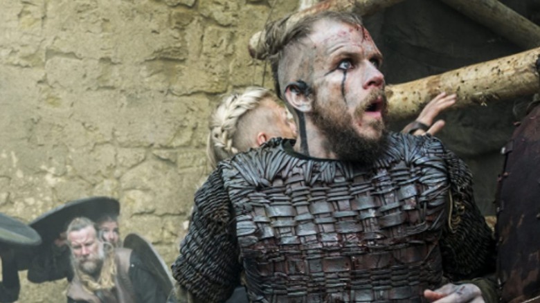 Floki joins the siege of Paris