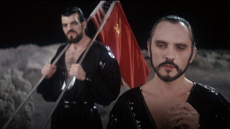 General Zod and Non on the moon