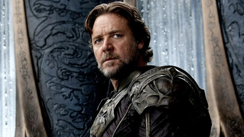 Jor-El faces the Kryptonian council