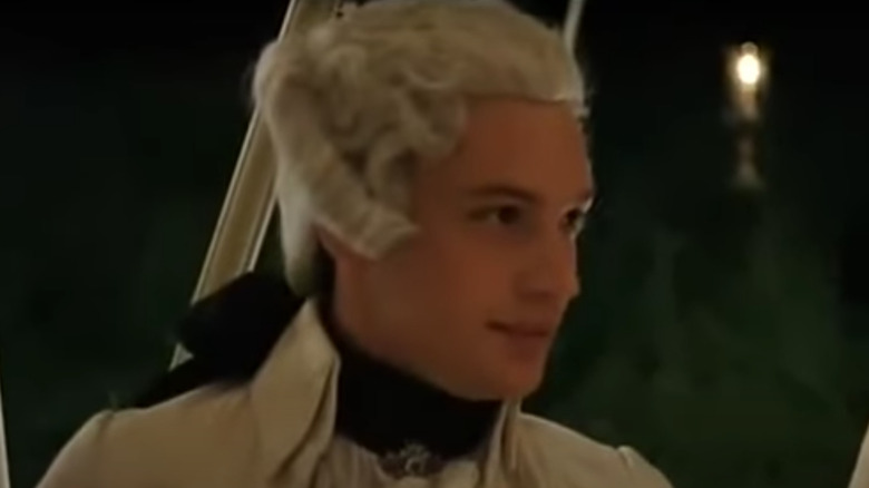 Tom Hardy in powdered wig