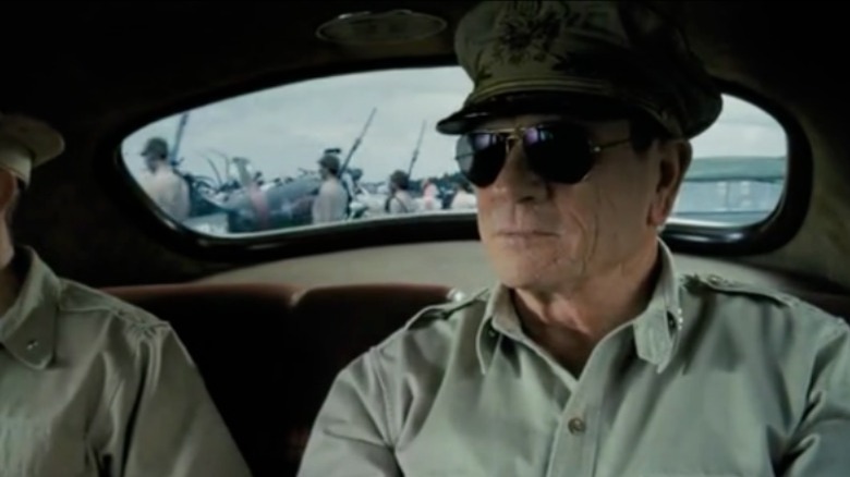 Tommy Lee Jones smokes in Emperor