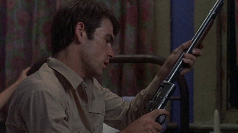 Tommy Lee Jones loads gun in Rolling Thunder