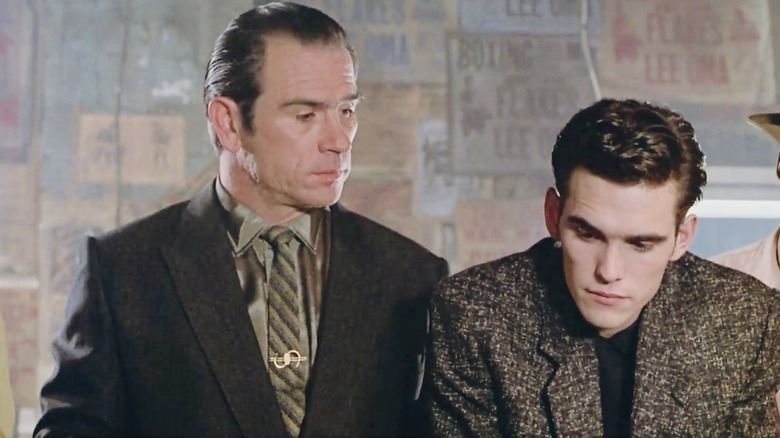 Tommy Lee Jones and Matt Dillon scheme in The Big Town