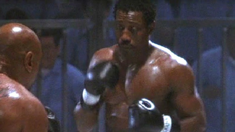 Wesley snipes in a boxing ring